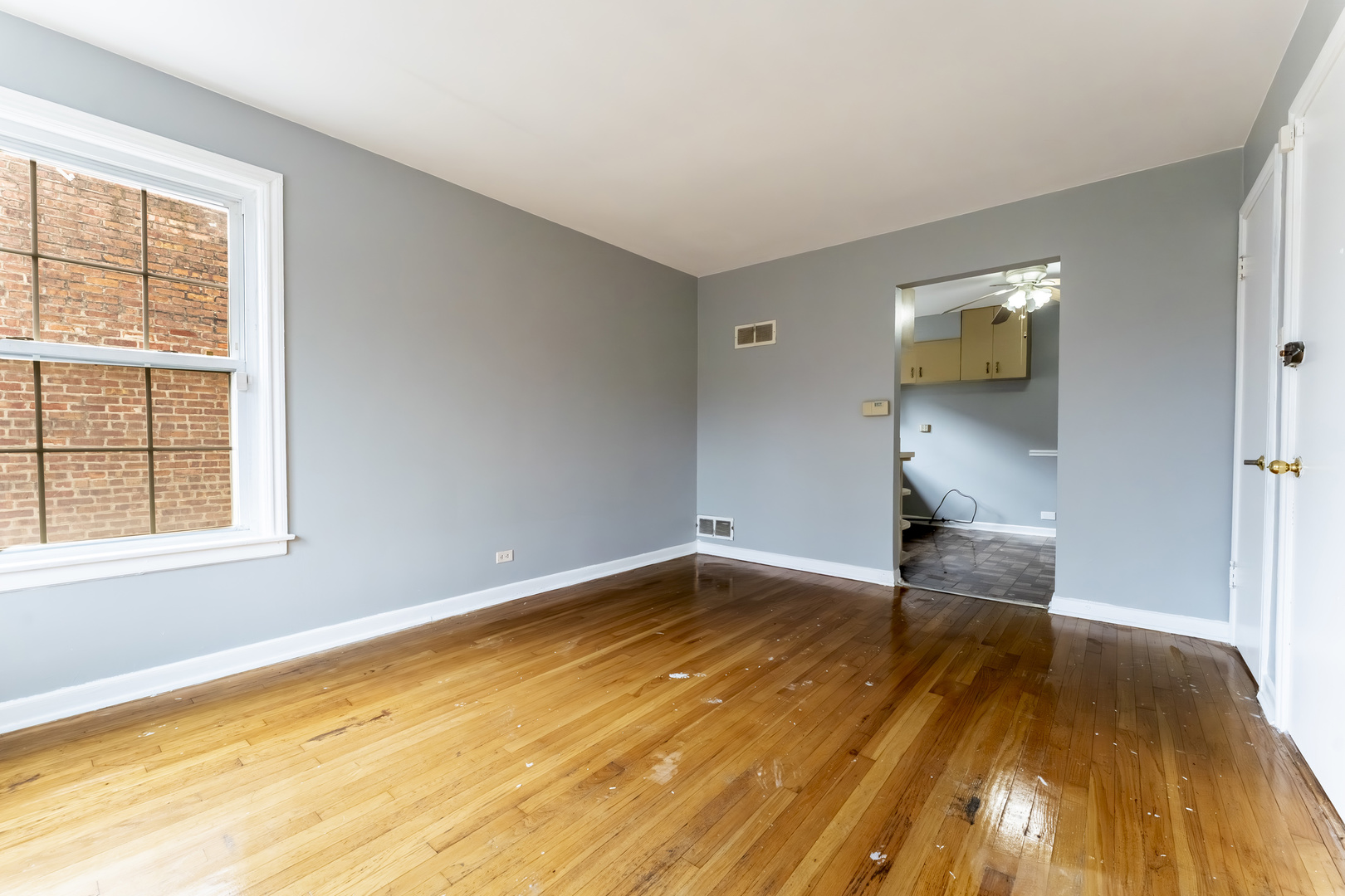 328 Callan Avenue 2S