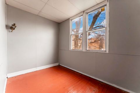 Tiny photo for 328 Callan Avenue #2S, Evanston, IL 60202 (MLS # 12607857)