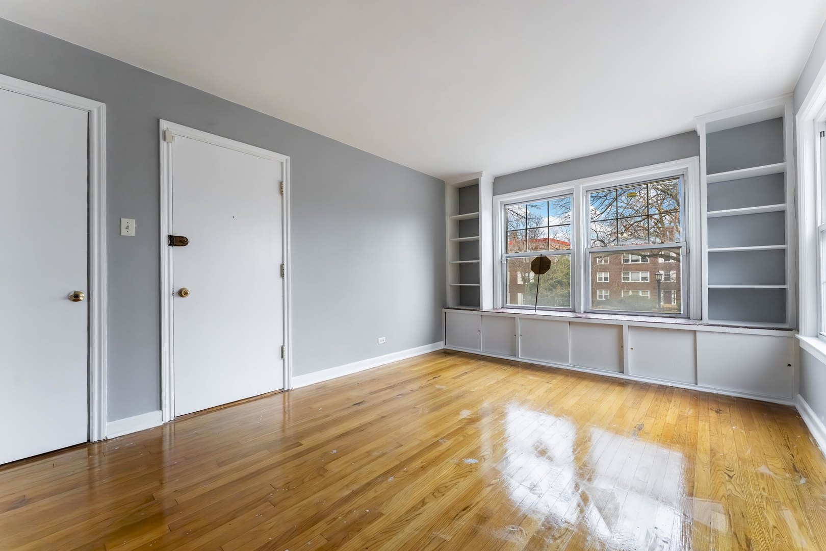 328 Callan Avenue 2S