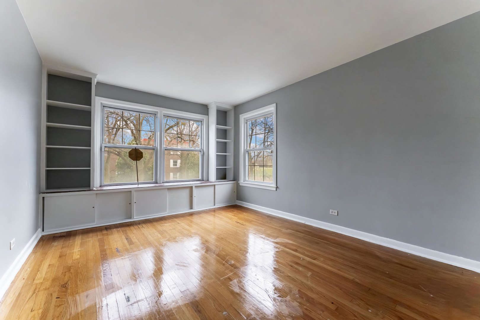 328 Callan Avenue 2S