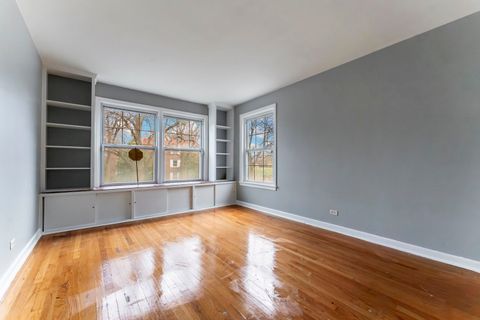 Tiny photo for 328 Callan Avenue #2S, Evanston, IL 60202 (MLS # 12607857)