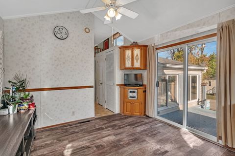 Tiny photo for 64 Fossil Ridge Road, Wilmington, IL 60481 (MLS # 12508231)