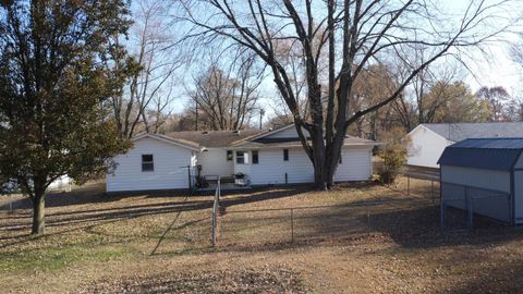 Tiny photo for 107 S Sheridan Avenue, Watseka, IL 60970 (MLS # 12514701)