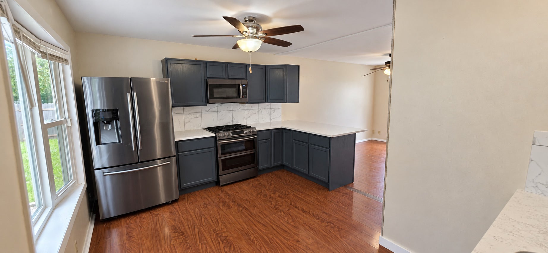 1110 Rainbow View