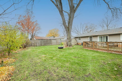 Tiny photo for 225 Placid Way, Elk Grove Village, IL 60007 (MLS # 12541298)