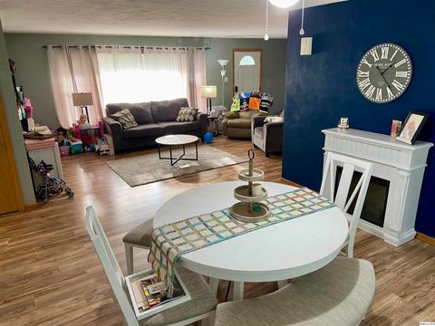 Tiny photo for 1632 N 24th St St, Quincy, IL 62301 (MLS # 12545021)