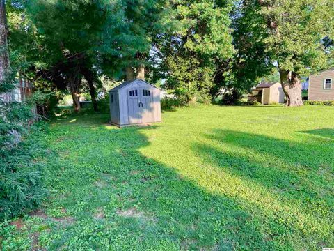 Tiny photo for 1632 N 24th St St, Quincy, IL 62301 (MLS # 12545021)
