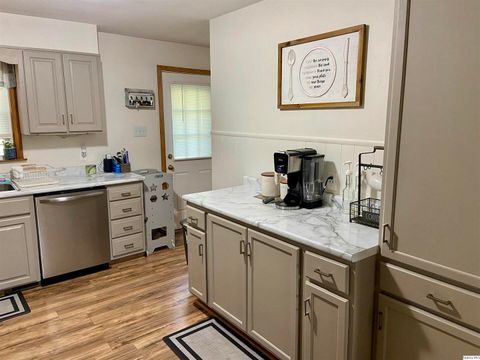 Tiny photo for 1632 N 24th St St, Quincy, IL 62301 (MLS # 12545021)