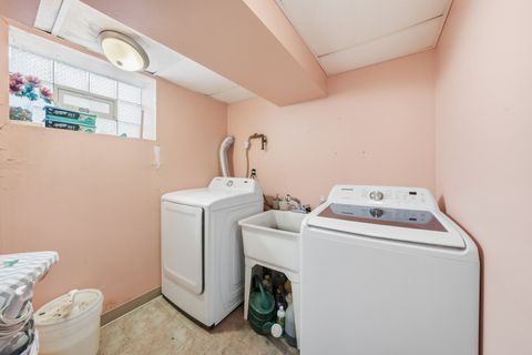 Tiny photo for 702 E 162nd Place, South Holland, IL 60473 (MLS # 12586436)