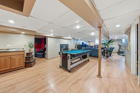 Tiny photo for 702 E 162nd Place, South Holland, IL 60473 (MLS # 12586436)