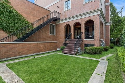 Tiny photo for 1718 W Wrightwood Avenue, Chicago, IL 60614 (MLS # 12419229)