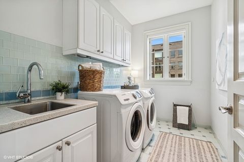 Tiny photo for 1718 W Wrightwood Avenue, Chicago, IL 60614 (MLS # 12419229)