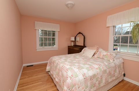 Tiny photo for 213 Arapahoe Trail, Carol Stream, IL 60188 (MLS # 12597614)