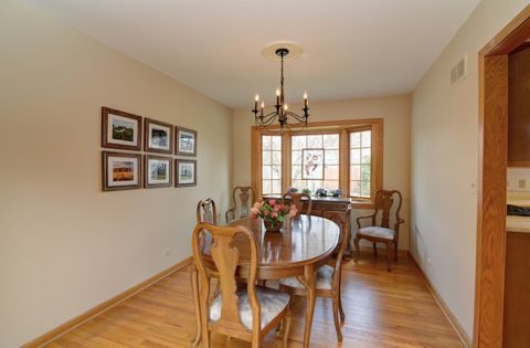 Tiny photo for 213 Arapahoe Trail, Carol Stream, IL 60188 (MLS # 12597614)