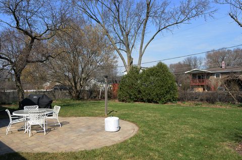 Tiny photo for 213 Arapahoe Trail, Carol Stream, IL 60188 (MLS # 12597614)