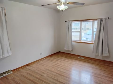 Tiny photo for 11410 S Neenah Avenue, Worth, IL 60482 (MLS # 12578643)