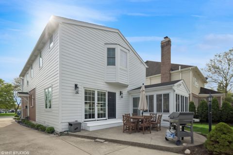 Tiny photo for 324 S Poplar Avenue E, Elmhurst, IL 60126 (MLS # 12612724)