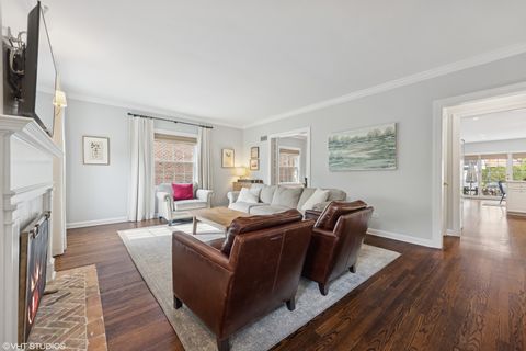 Tiny photo for 324 S Poplar Avenue E, Elmhurst, IL 60126 (MLS # 12612724)