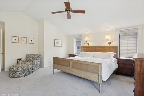 Tiny photo for 324 S Poplar Avenue E, Elmhurst, IL 60126 (MLS # 12612724)