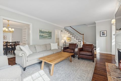 Tiny photo for 324 S Poplar Avenue E, Elmhurst, IL 60126 (MLS # 12612724)