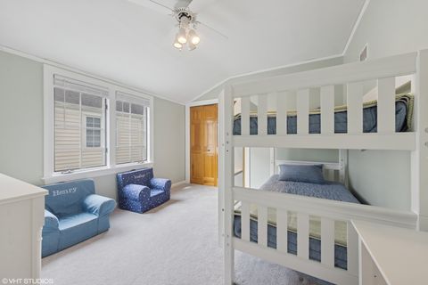 Tiny photo for 324 S Poplar Avenue E, Elmhurst, IL 60126 (MLS # 12612724)