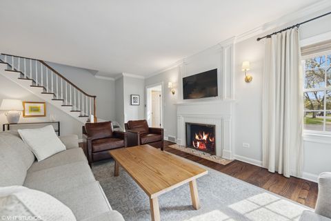 Tiny photo for 324 S Poplar Avenue E, Elmhurst, IL 60126 (MLS # 12612724)