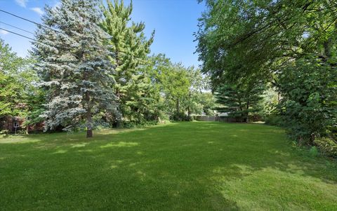 Tiny photo for 229 Country Club Road, Chicago Heights, IL 60411 (MLS # 12548362)