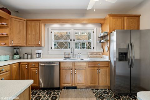 Tiny photo for 4038 Grove Avenue, Brookfield, IL 60513 (MLS # 12606676)