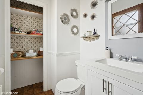 Tiny photo for 4038 Grove Avenue, Brookfield, IL 60513 (MLS # 12606676)