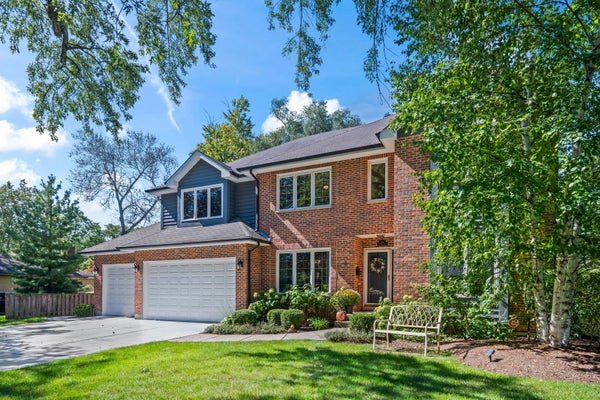 1216 N YALE AVE, ARLINGTON HEIGHTS, IL 60004 - Image 3c0e593f3d9dcbd2f6d6a01f3e6dcc23/501206355