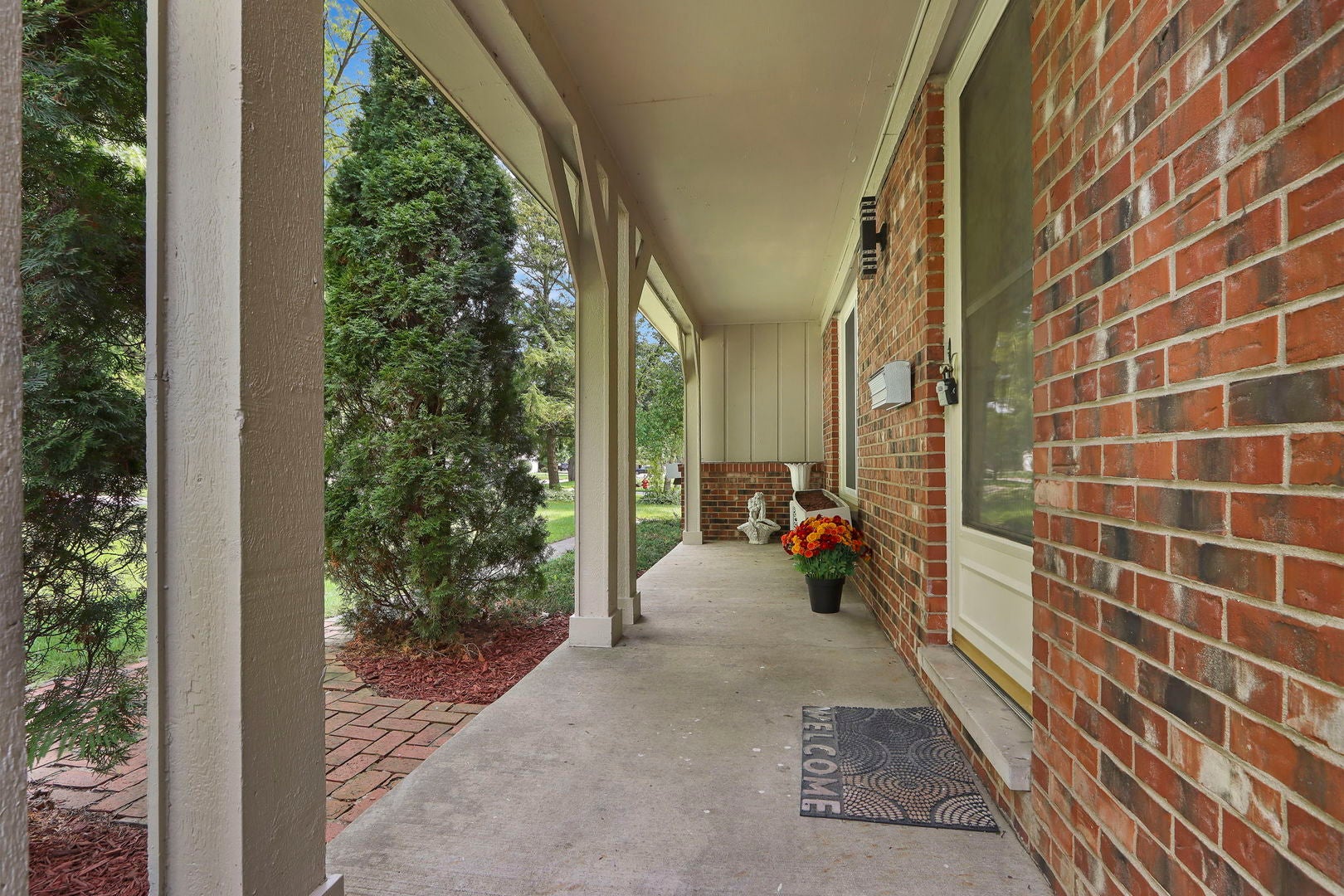 713 Dawes Street