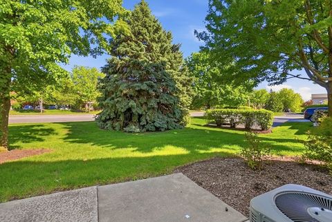Tiny photo for 1332 Sugar Court, Naperville, IL 60563 (MLS # 12647626)