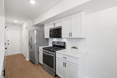Tiny photo for 1332 Sugar Court, Naperville, IL 60563 (MLS # 12647626)