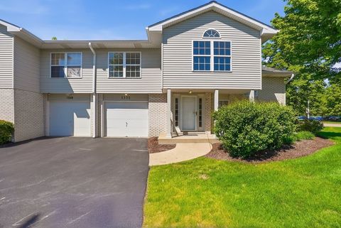 Photo of 1332 Sugar Court, Naperville, IL 60563 (MLS # 12647626)