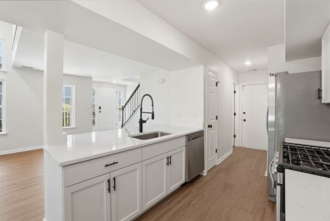 Tiny photo for 1332 Sugar Court, Naperville, IL 60563 (MLS # 12647626)
