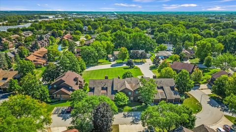 Tiny photo for 1407 Creekside Court #B, Elgin, IL 60123 (MLS # 12439826)