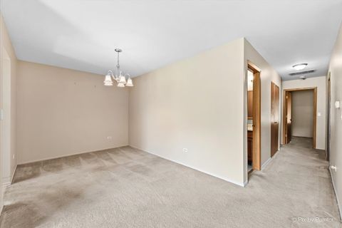 Tiny photo for 1407 Creekside Court #B, Elgin, IL 60123 (MLS # 12439826)