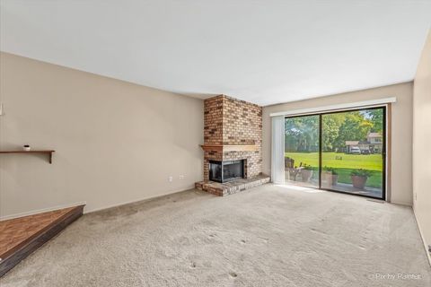 Tiny photo for 1407 Creekside Court #B, Elgin, IL 60123 (MLS # 12439826)