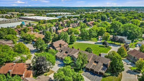 Tiny photo for 1407 Creekside Court #B, Elgin, IL 60123 (MLS # 12439826)