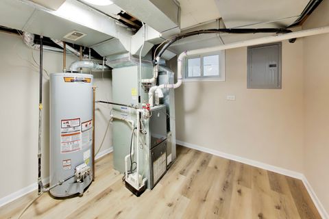 Tiny photo for 5921 N Melvina Avenue, Chicago, IL 60646 (MLS # 12619699)