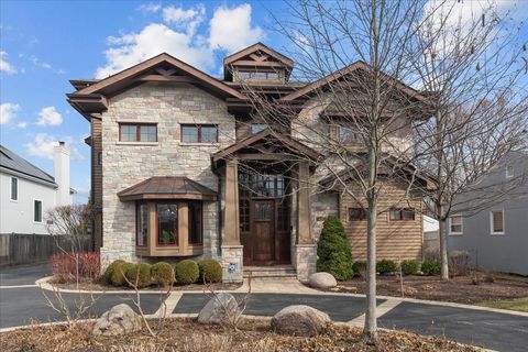 1460 Greenwood Avenue Deerfield IL 60015