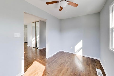 Tiny photo for 2925 E 188th Place, Lansing, IL 60438 (MLS # 12761856)