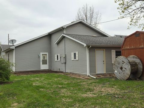 Tiny photo for 201 E Cleveland Street, Heyworth, IL 61745 (MLS # 12615787)