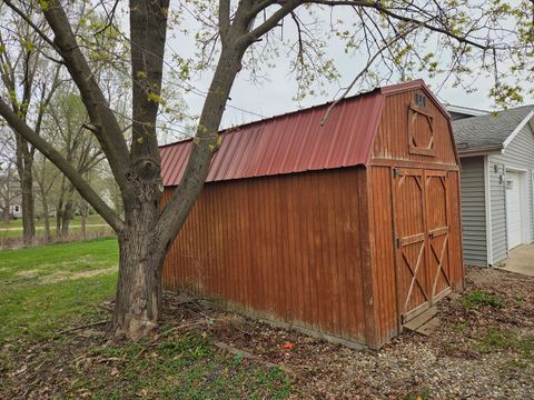 Tiny photo for 201 E Cleveland Street, Heyworth, IL 61745 (MLS # 12615787)