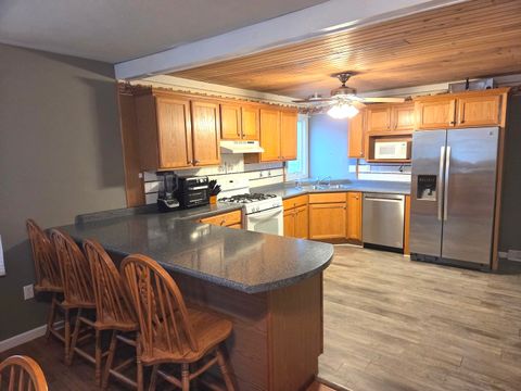 Tiny photo for 201 E Cleveland Street, Heyworth, IL 61745 (MLS # 12615787)