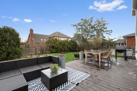 Tiny photo for 160 E LAHON Street, Park Ridge, IL 60068 (MLS # 12607355)