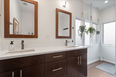 Tiny photo for 160 E LAHON Street, Park Ridge, IL 60068 (MLS # 12607355)