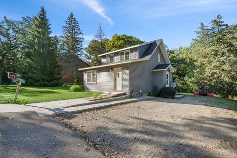 Tiny photo for 68 E Lakeview Avenue, Round Lake Beach, IL 60073 (MLS # 12518179)