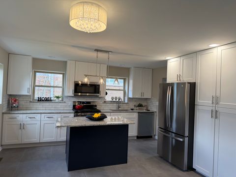 Tiny photo for 5743 W 79th Street, Burbank, IL 60459 (MLS # 12601563)