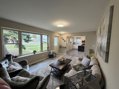 Tiny photo for 5743 W 79th Street, Burbank, IL 60459 (MLS # 12601563)